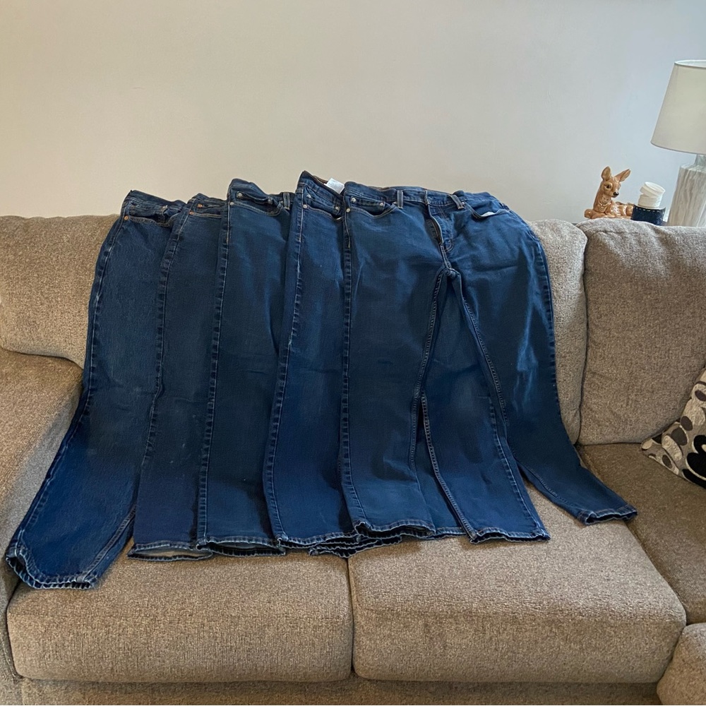 5 pairs Men’s Levi Strauss & Co Jeans 33 x 30